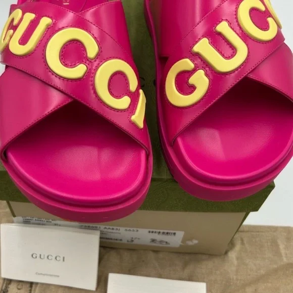 Women’s Gucci embellished Pink Sandals with Yellow Logo. Size 37.5!